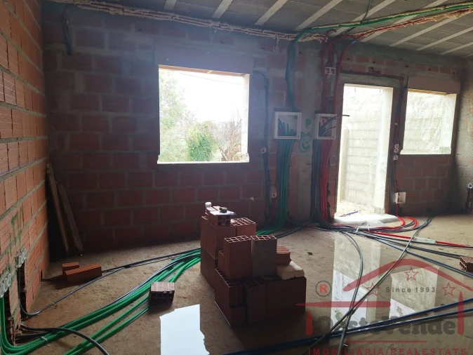 Moradia T2 para Venda em Lamas e Cercal Foto 27