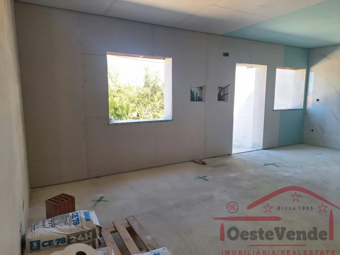 Moradia T2 para Venda em Lamas e Cercal Foto 5