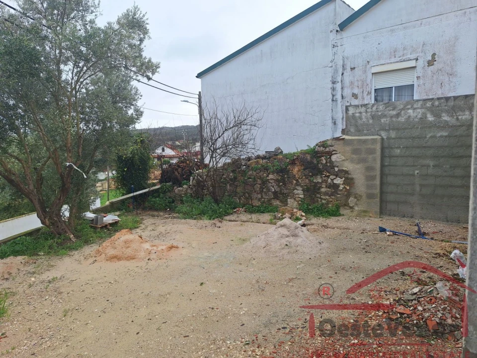 Moradia T2 para Venda em Lamas e Cercal Foto 19