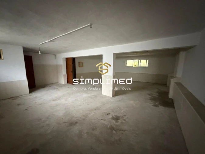 Loja para Venda em Baixa da Banheira e Vale da Amoreira Foto 8