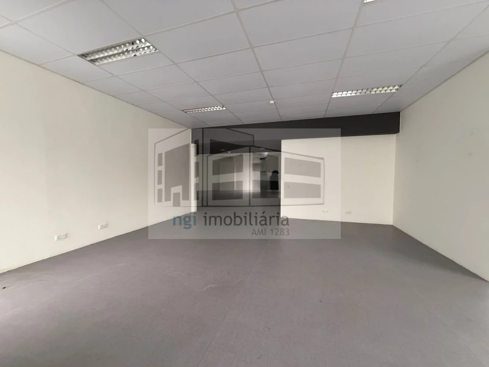 Loja para Arrendamento em Algés, Linda-A-Velha e Cruz Quebrada-Dafundo Foto 14