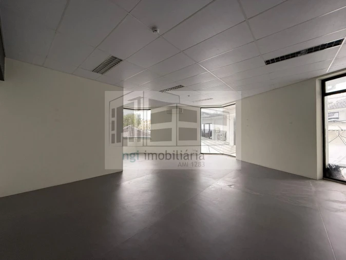 Loja para Arrendamento em Algés, Linda-A-Velha e Cruz Quebrada-Dafundo Foto 11