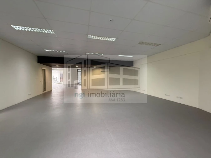 Loja para Arrendamento em Algés, Linda-A-Velha e Cruz Quebrada-Dafundo Foto 5