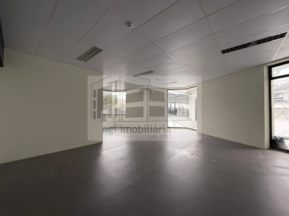 Loja para Arrendamento em Algés, Linda-A-Velha e Cruz Quebrada-Dafundo Foto 11