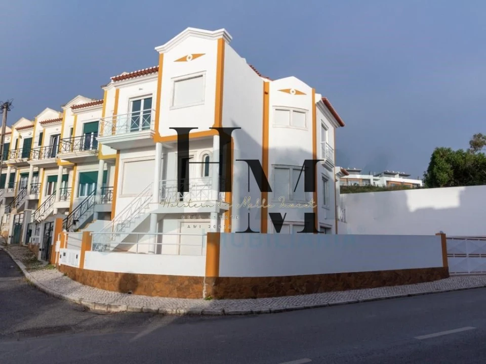 Moradia T3 para Venda em Ericeira Foto 1