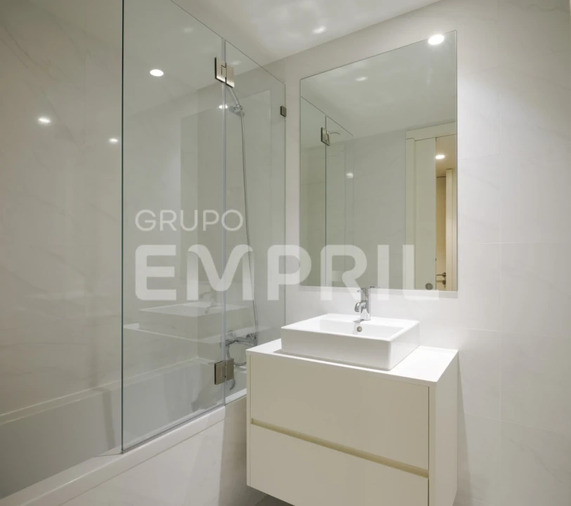 Apartamento T3 para Venda em Santa Marinha e São Pedro da Afurada Foto 4
