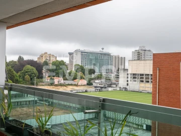 Apartamento T4 para Venda em Ramalde