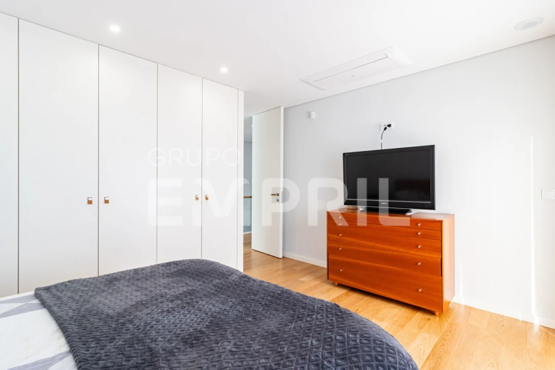 Moradia T3 para Venda em São Felix da Marinha Foto 24