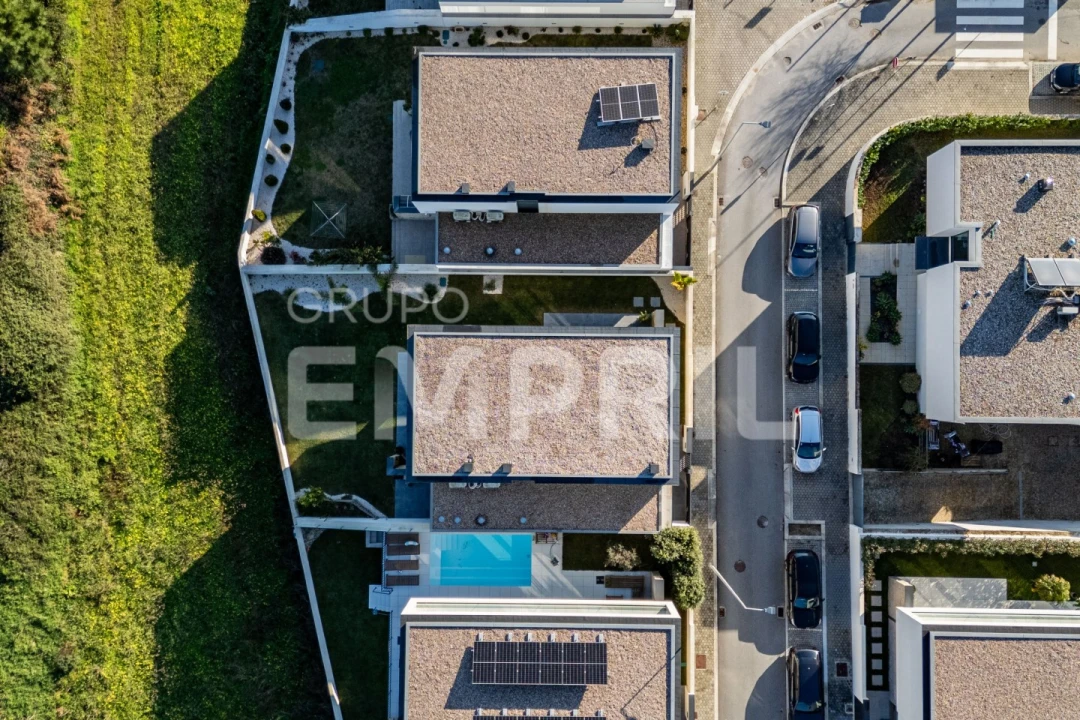 Moradia T3 para Venda em São Felix da Marinha Foto 34