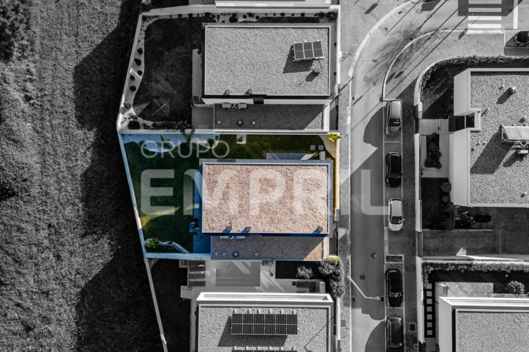 Moradia T3 para Venda em São Felix da Marinha Foto 36