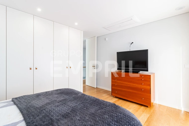 Moradia T3 para Venda em São Felix da Marinha Foto 24