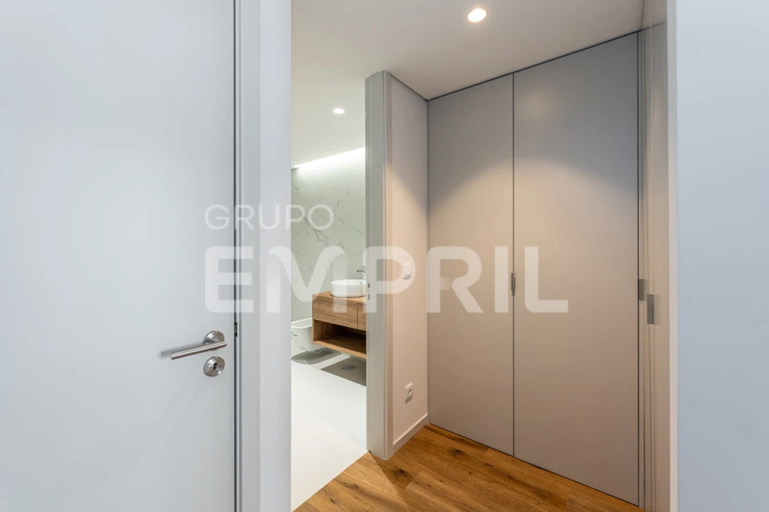 Apartamento T2 para Venda em Mafamude e Vilar do Paraíso Foto 26