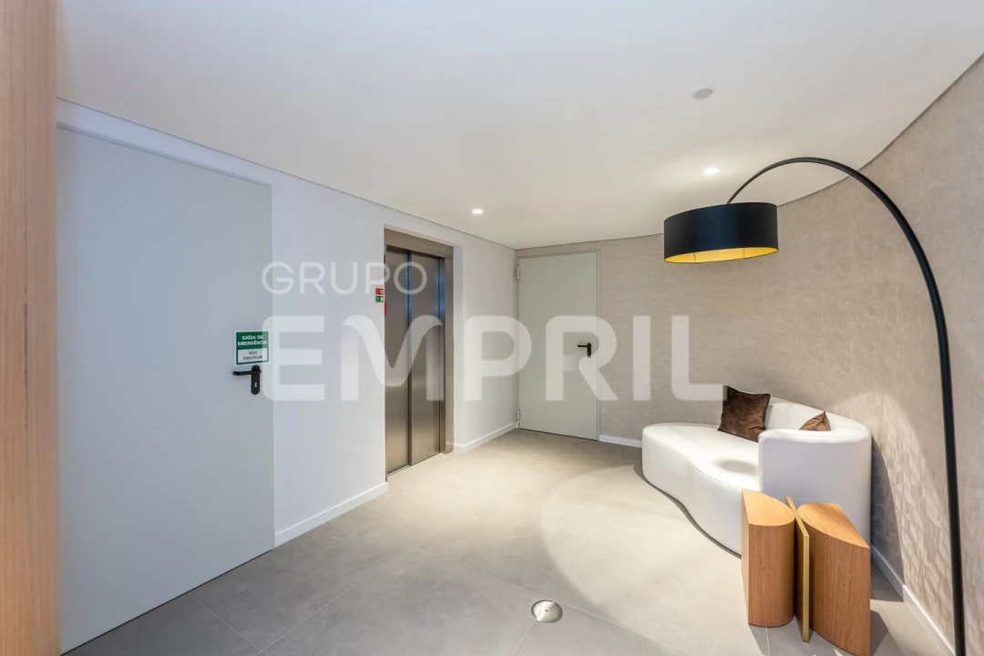 Apartamento T2 para Venda em Mafamude e Vilar do Paraíso Foto 34