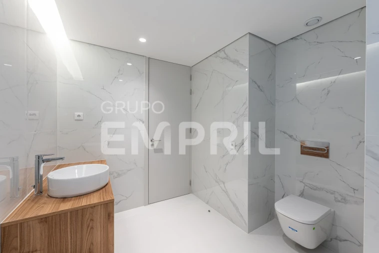Apartamento T2 para Venda em Mafamude e Vilar do Paraíso Foto 28