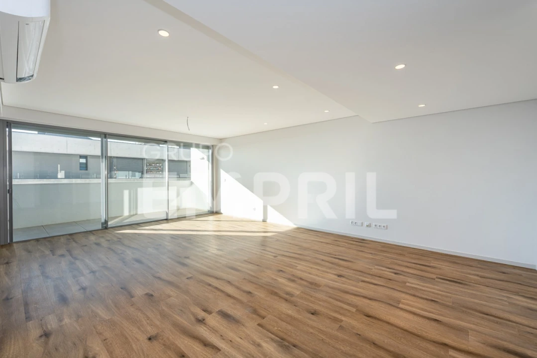 Apartamento T2 para Venda em Mafamude e Vilar do Paraíso Foto 4