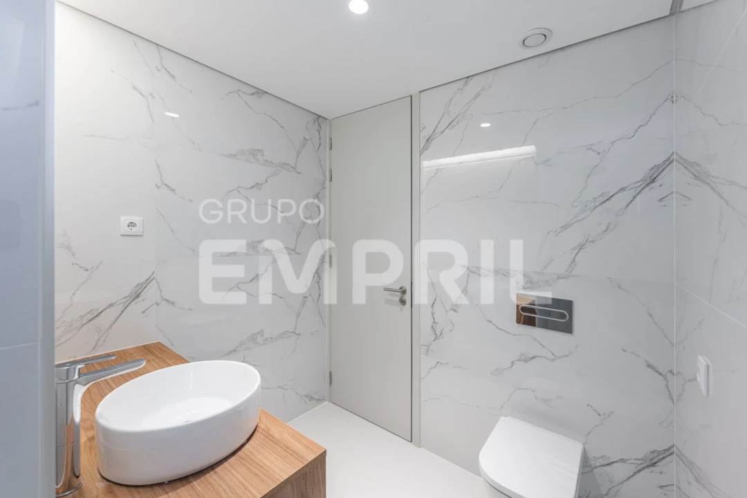 Apartamento T2 para Venda em Mafamude e Vilar do Paraíso Foto 22