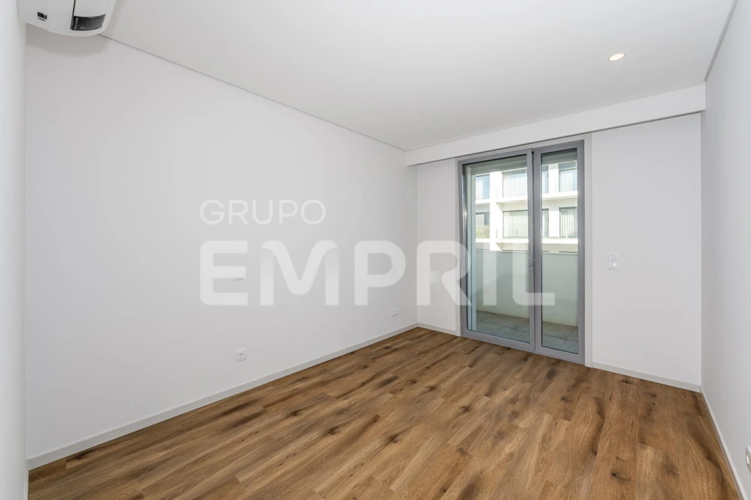 Apartamento T2 para Venda em Mafamude e Vilar do Paraíso Foto 24