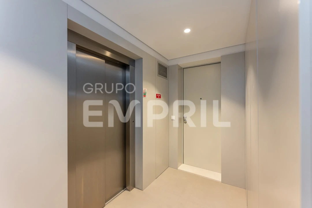 Apartamento T2 para Venda em Mafamude e Vilar do Paraíso Foto 30