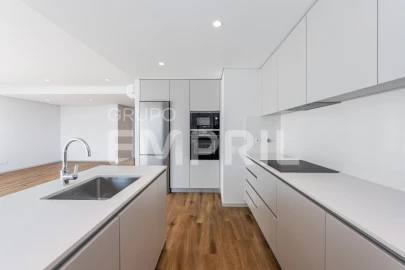 Apartamento T2 para Venda em Mafamude e Vilar do Paraíso