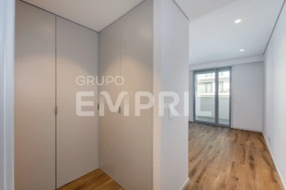 Apartamento T2 para Venda em Mafamude e Vilar do Paraíso