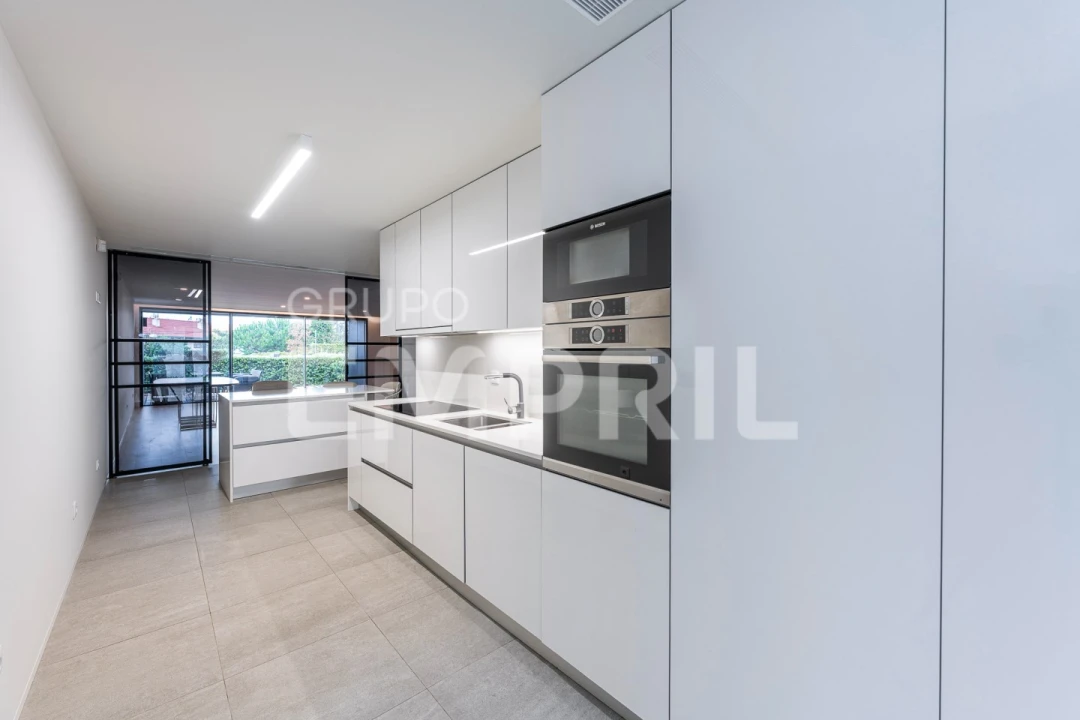 Moradia T4 para Venda em Gulpilhares e Valadares Foto 13