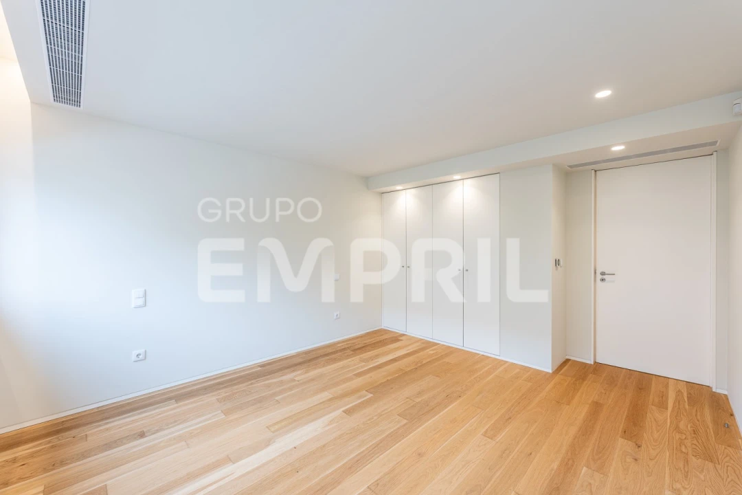 Moradia T4 para Venda em Gulpilhares e Valadares Foto 25