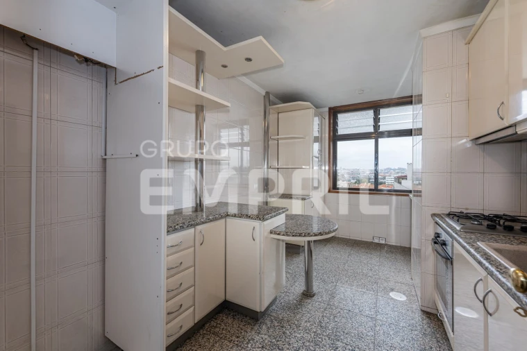 Apartamento T3 para Venda em Santa Marinha e São Pedro da Afurada Foto 4