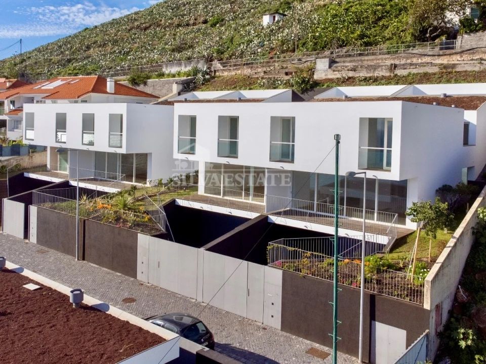 Moradia T4 para Venda em São Martinho Foto 4