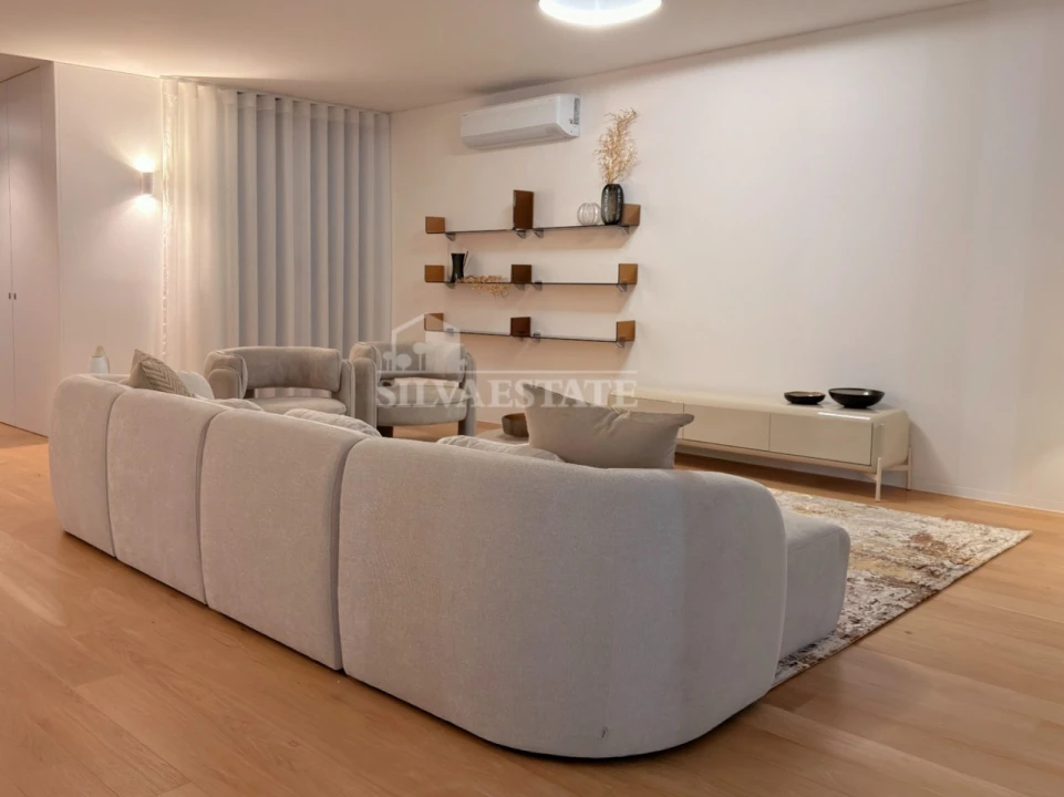 Moradia T4 para Venda em São Martinho Foto 12