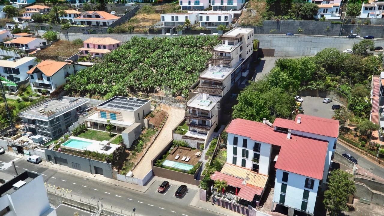 Apartamento T2 para Venda em São Martinho Foto 17