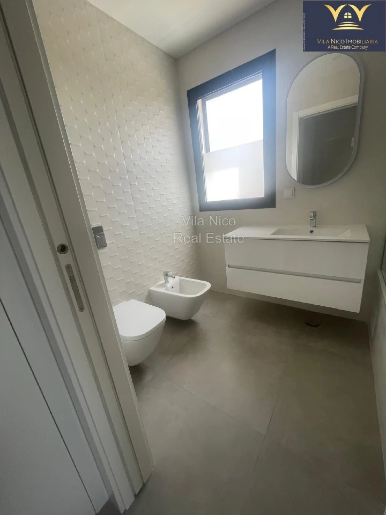 Moradia T4 para Venda em Mexilhoeira Grande Foto 23