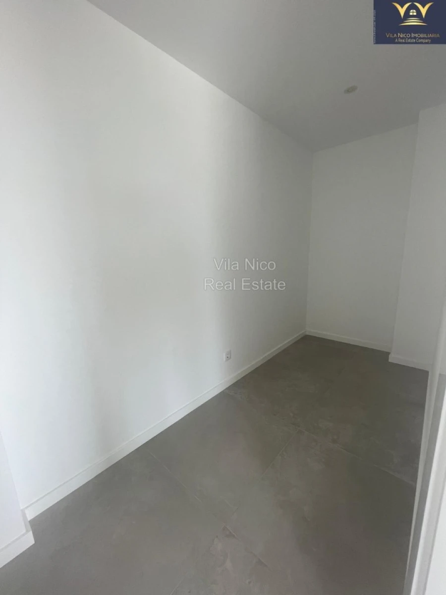 Moradia T4 para Venda em Mexilhoeira Grande Foto 13