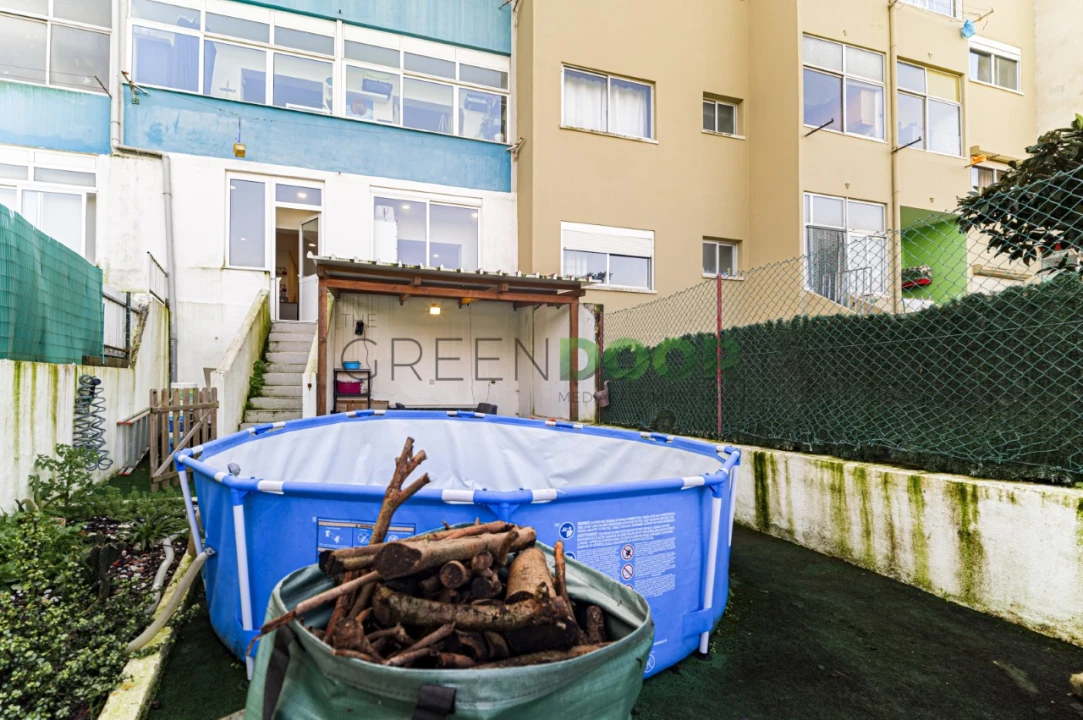 Apartamento T2 para Venda em Seixal, Arrentela e Aldeia de Paio Pires Foto 27