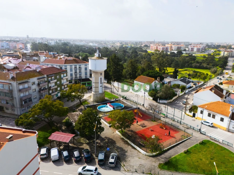 Apartamento T2 para Venda em Seixal, Arrentela e Aldeia de Paio Pires Foto 30