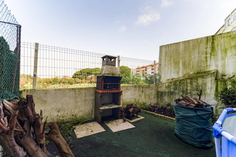 Apartamento T2 para Venda em Seixal, Arrentela e Aldeia de Paio Pires Foto 5