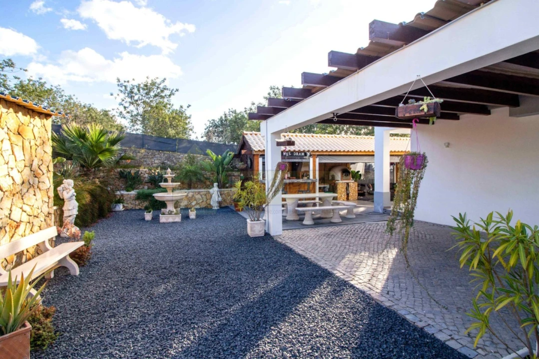 Moradia T4 para Venda em Paderne Foto 40