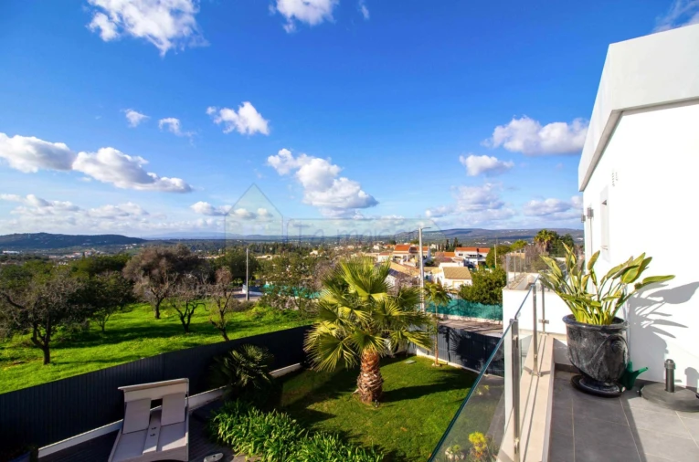 Moradia T4 para Venda em Paderne Foto 8