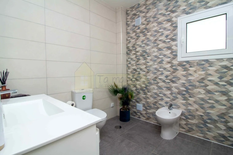 Moradia T4 para Venda em Paderne Foto 28