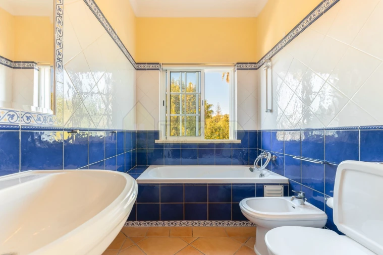 Moradia T4 para Venda em Quarteira Foto 34