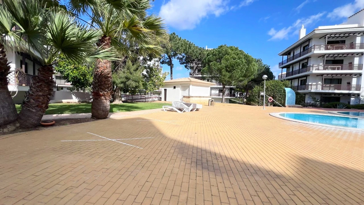 Apartamento T3 para Venda em Albufeira e Olhos de Água Foto 24