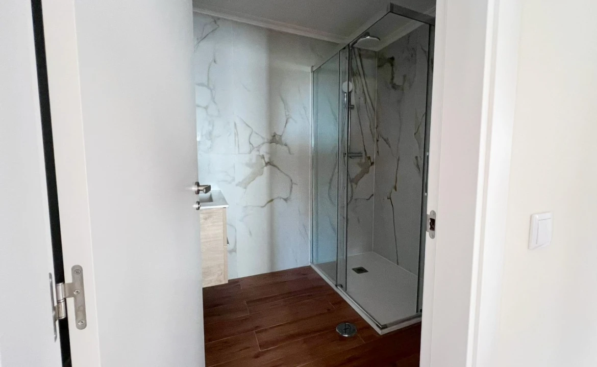 Apartamento T3 para Venda em Albufeira e Olhos de Água Foto 16