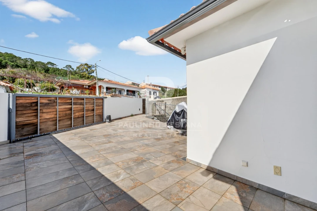 Moradia T3 para Venda em Santa Cruz Foto 34