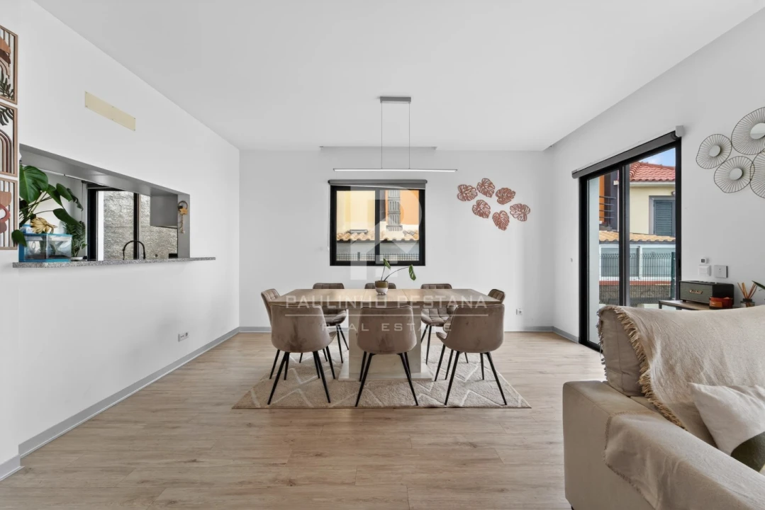 Moradia T3 para Venda em Santa Cruz Foto 5