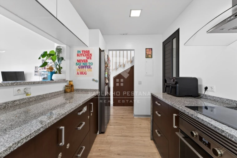 Moradia T3 para Venda em Santa Cruz Foto 11