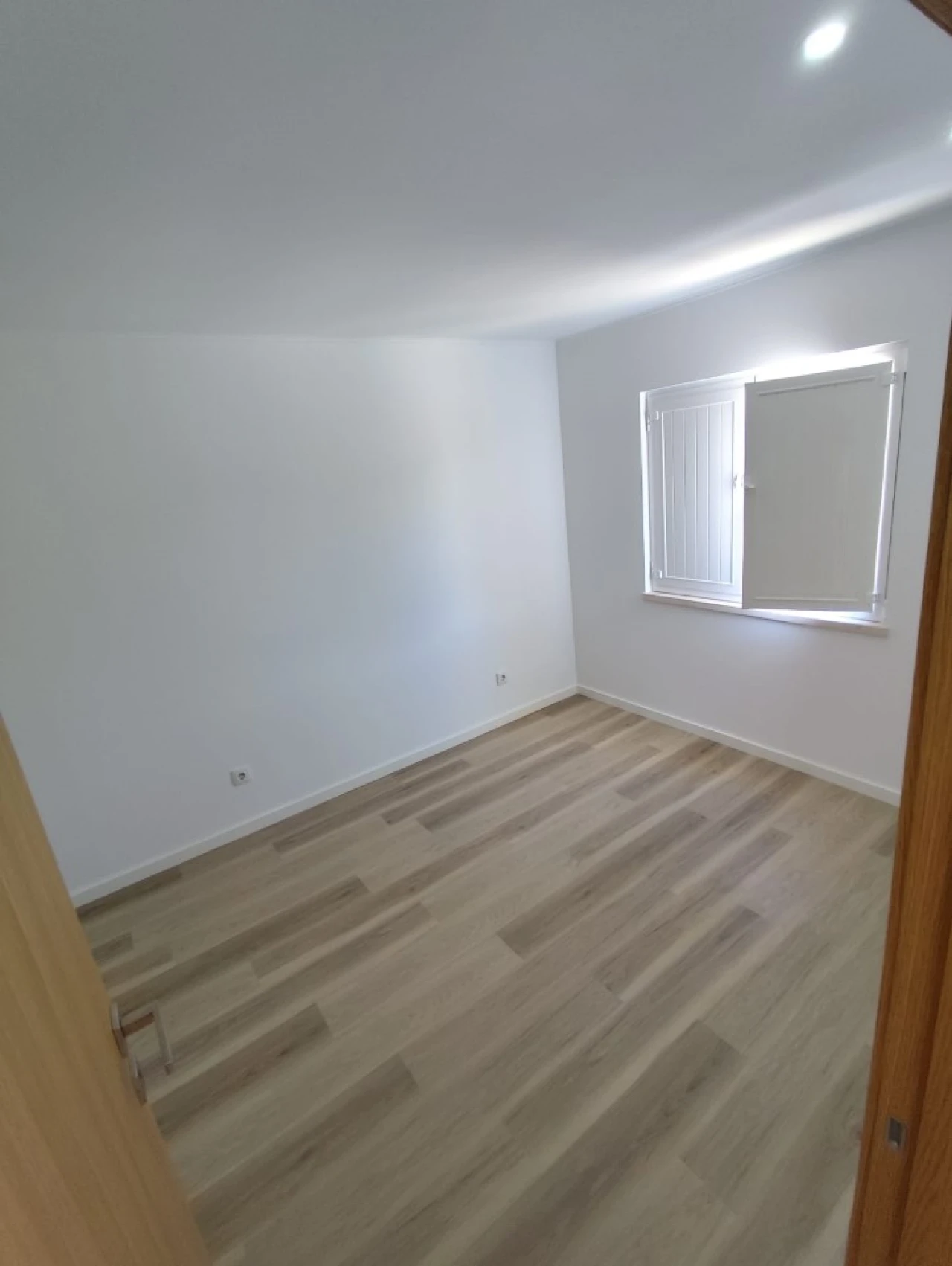 Moradia T2 para Venda em Marvila, Ribeira Santarém, São Salvador, São Nicolau Foto 8