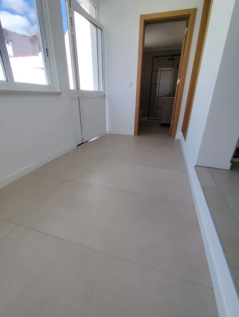 Moradia T2 para Venda em Marvila, Ribeira Santarém, São Salvador, São Nicolau