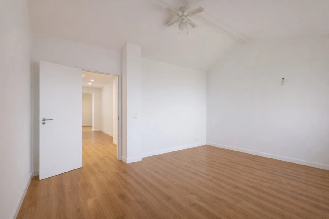 Moradia T2 para Venda em Azoia de Cima e Tremês Foto 7