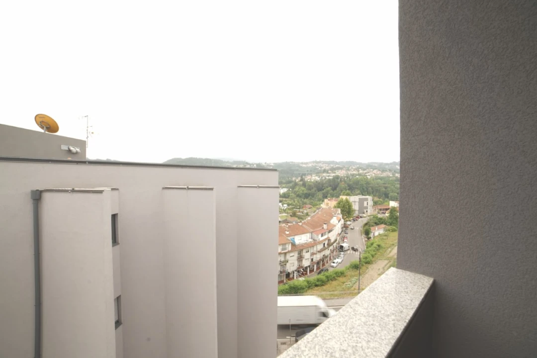 Apartamento T2 para Venda em Amarante (São Gonçalo), Madalena, Cepelos e Gatão Foto 10