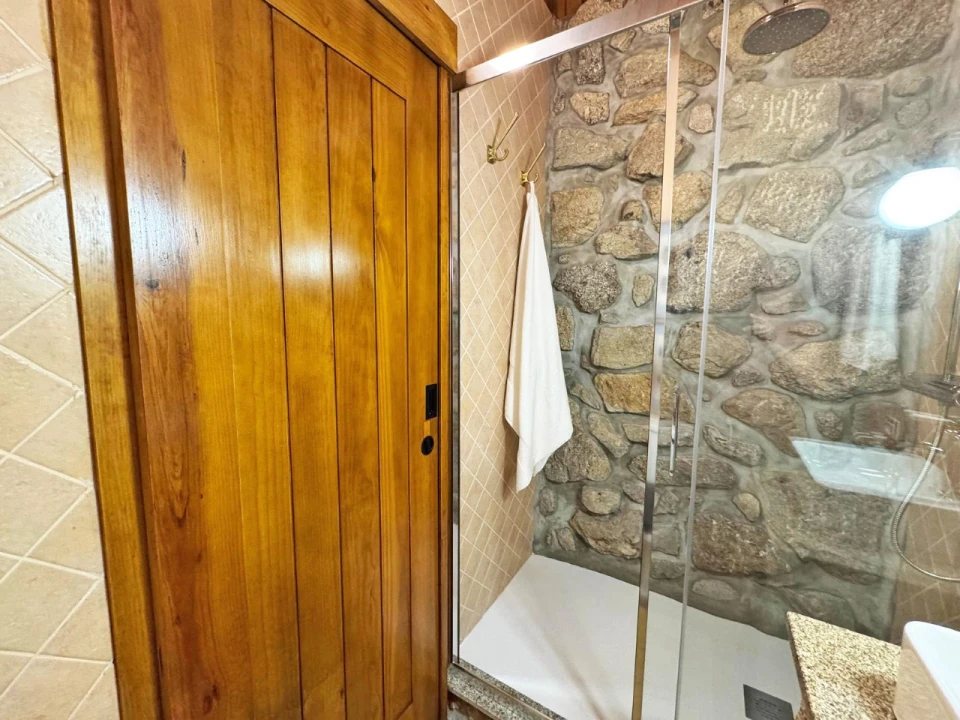 Quinta T3 para Venda em Armil Foto 80