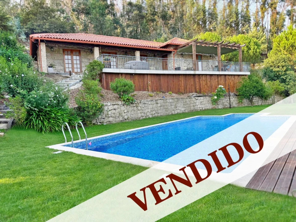 Quinta T3 para Venda em Armil Foto 1